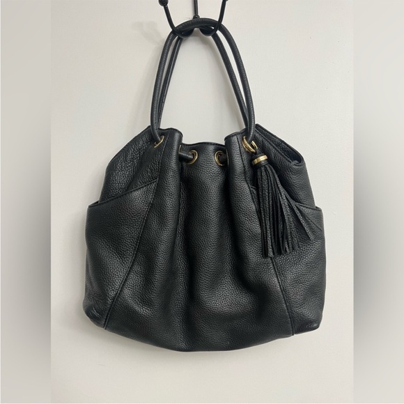 2 Michael Kors Ring Tote Leather Bags- 1 Black and 1 Brown Leather NWT - Picture 2 of 16